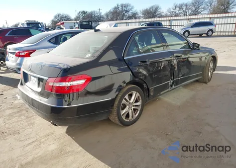 2011 Mercedes-Benz E 350 z USA, uszkodzony, nr VIN WDDHF5GB1BA281119